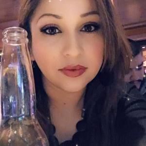 Meet your Posher, Alejandra